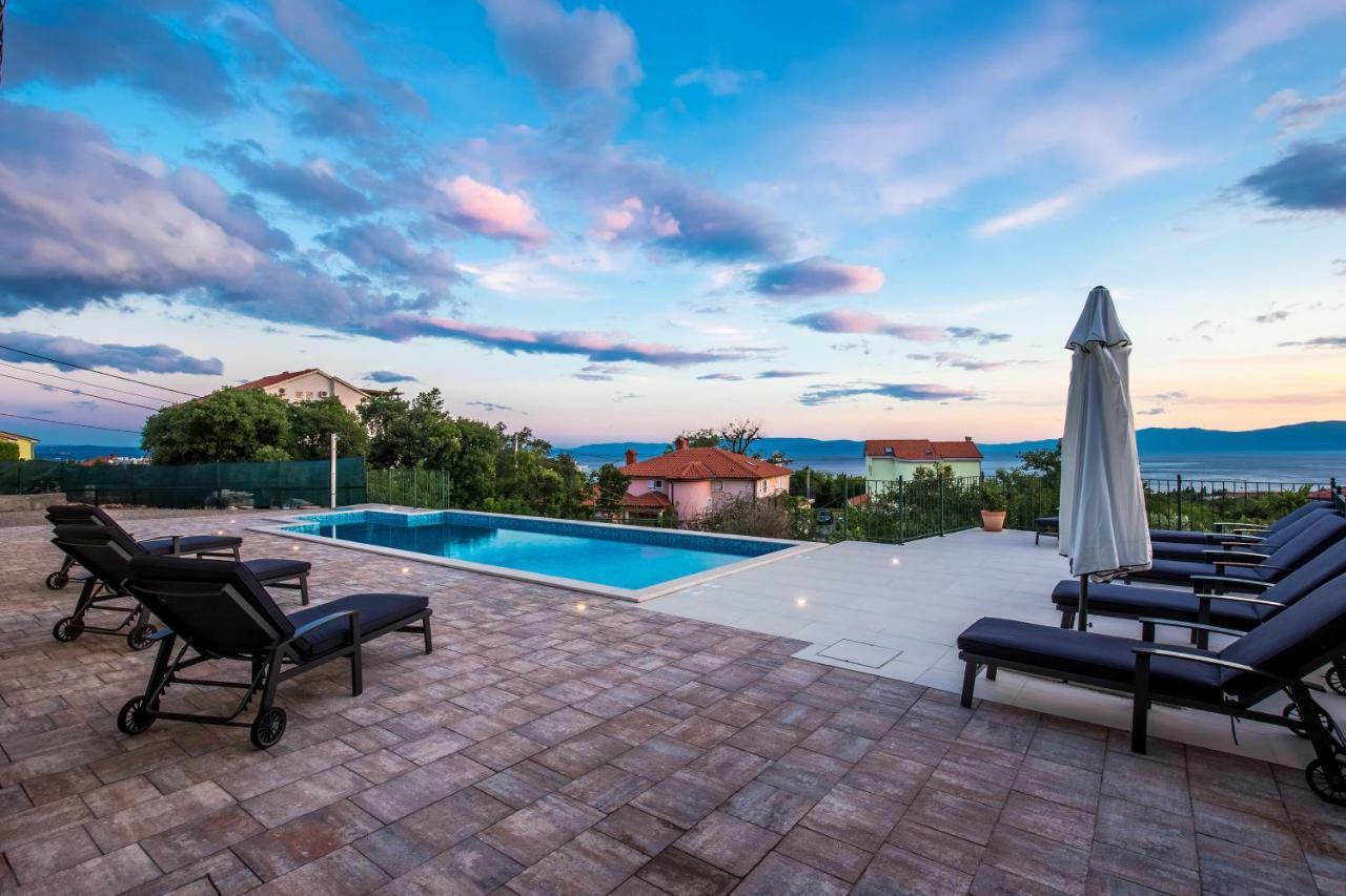 Luxury Apartments Kostrena With Pool Exteriér fotografie